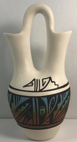 Handmade American Indian Wedding Vase Ute Nations Artist Signed E. Posey