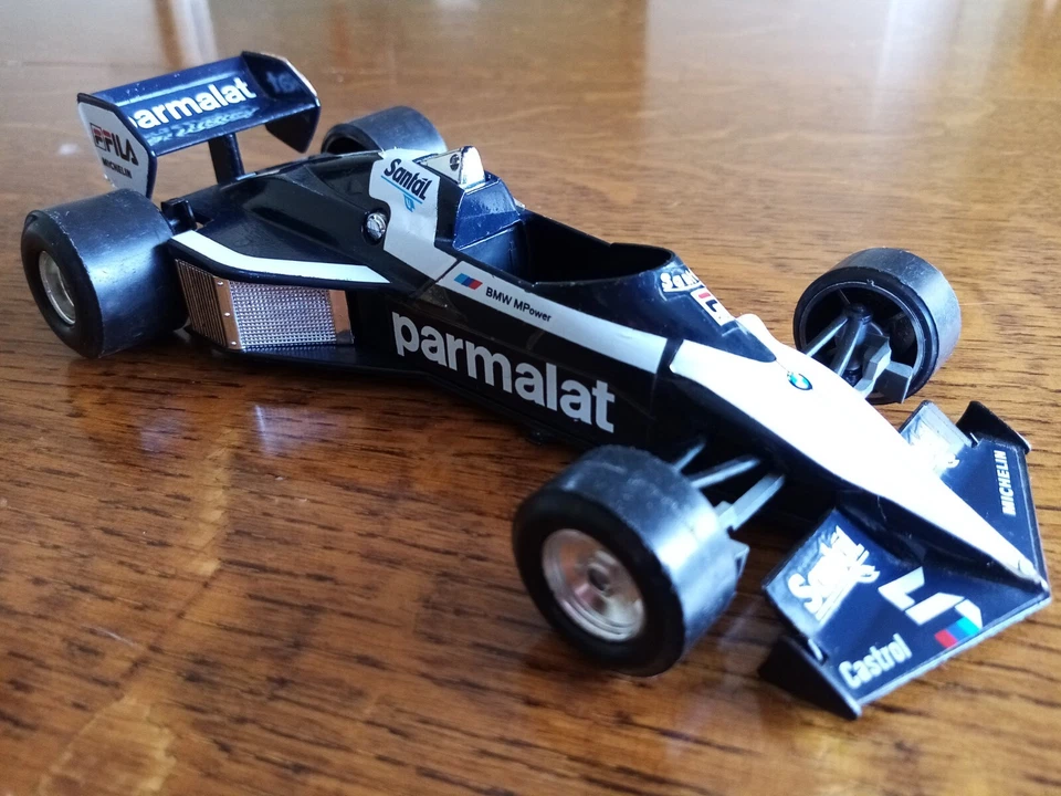 Burago Brabham BT 52 F1  Parmalat modello in scala 1/24 ottime condizioni - Immagine 3 di 4