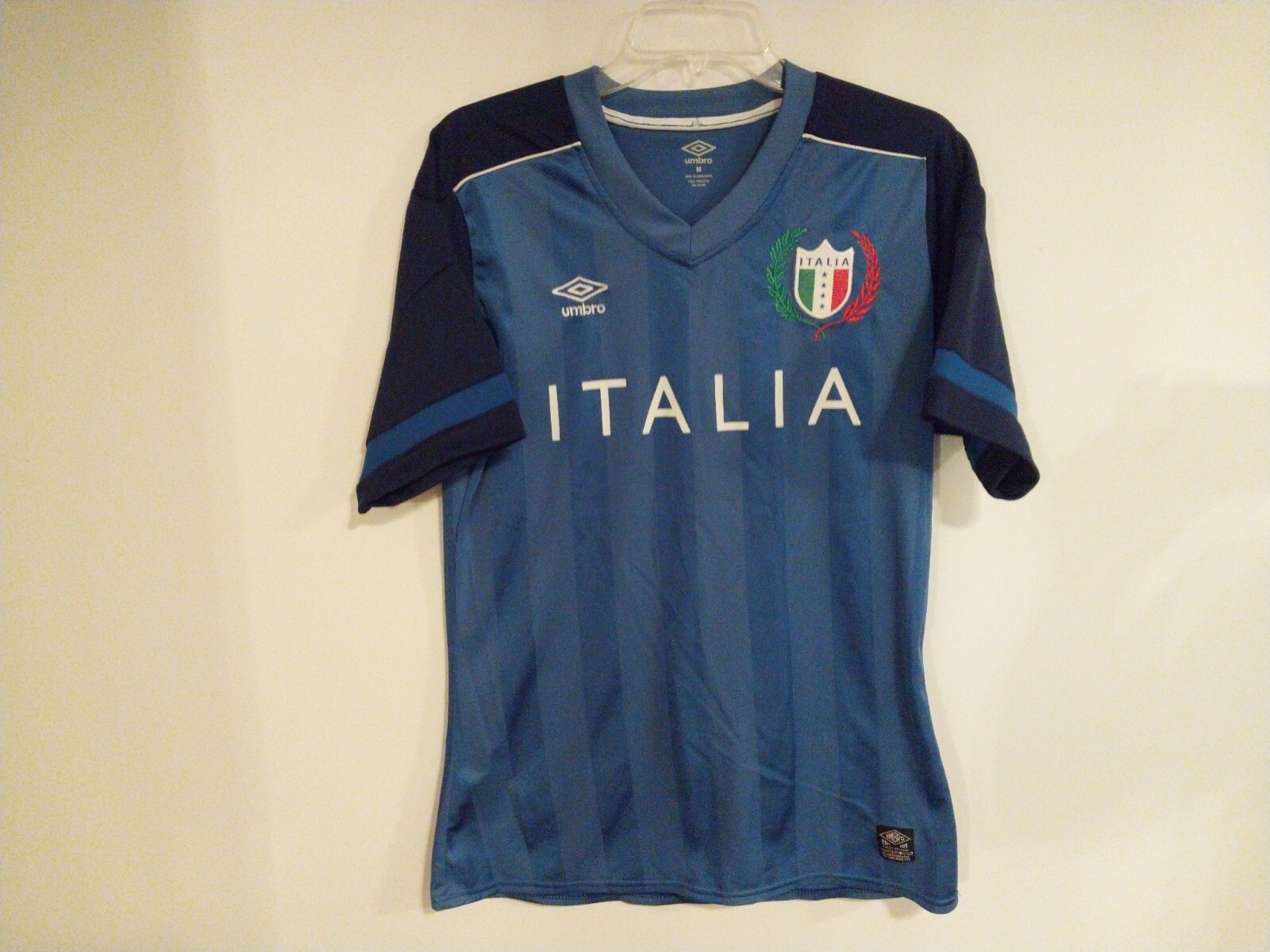 Umbro Italia Men's Soccer Football Jersey Size M Blue Short Sleeve