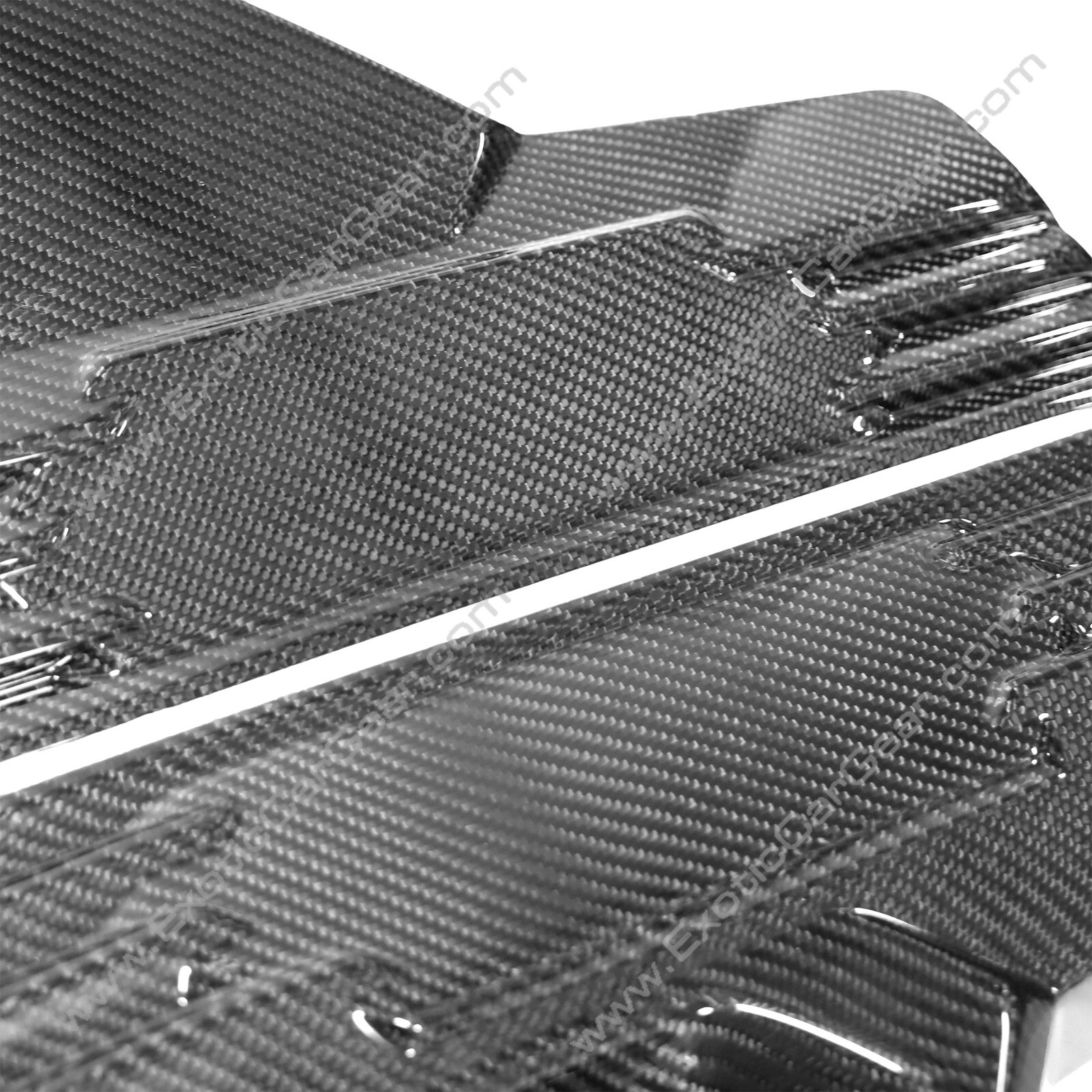 Lamborghini Urus Carbon Fiber 3 Piece Engine Bay