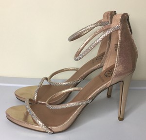 daisy fuentes rose gold heels