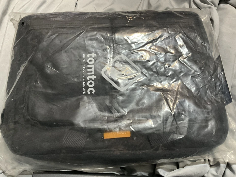 Bolso para Laptop Tomtoc, Negro, 2 Bolsillos Exteriores, 4 Bolsillos Interiores y 2 Bolsillos Netos Nuevo Foto 3 de 4