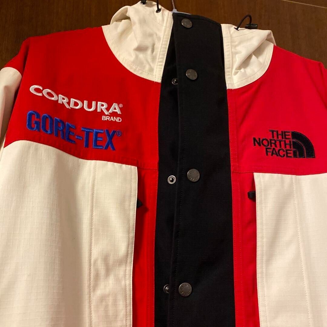 Supreme THE North Face Expedition Jacket FW18 size M White Supreme THE North Face Expedition Jacket FW18 size M White