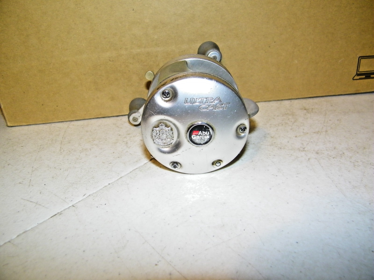 アブガルシア4600c ULTRA CAST Real2 Deal2 Abu Garcia Ambassadeur Ultra Cast UC 4600C 5.1:1 Ratio Reel