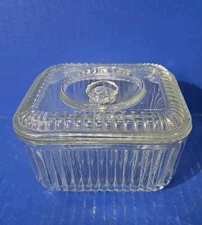  VIntage Anchor Hocking clear ribbed glass refrigerator dish with a lid.  