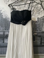 Night Moves Strapless White And Black Stripped Pleated Formal/Prom dress Size 8