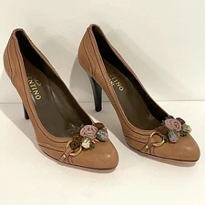 NEW VALENTINO taupe leather beaded flower detail heels pumps Euro 39.5 US 9