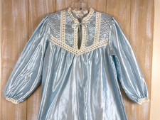 Vintage Ilise Stevens Light Blue Lace Trim Night Gown Small Satin Flannel Lined