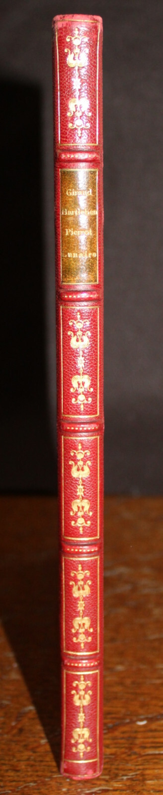 Picture 4 of 24
