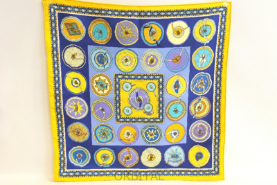 HERMES Petit Carre 45 Belles du Mexique Silk Scarf 41cm Gavroche
