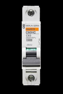 MERLIN GERIN 63 AMP CURVE C 10kA MCB SCHUTZSCHALTER C60HC 25652 MULTI 9