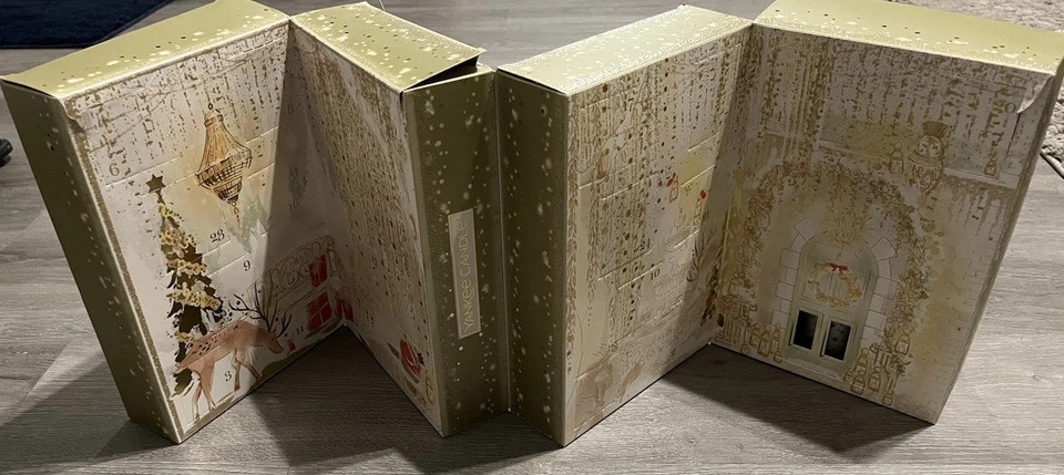 Yankee Candle Countdown Calendar Advent Calendar Book Tea Light/Votive Gift Box - Image 4 of 4