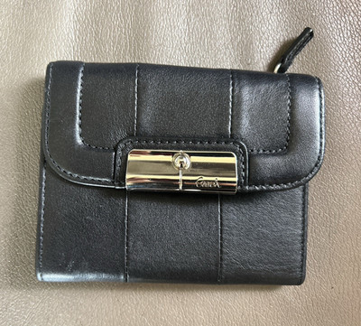Coach Black Bifold Wallet Women Credit Card ID Window Zip Accents Solid