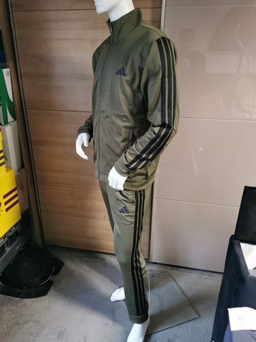 Adidas Trainingsanzug JI8864 Neu Größe L/L Farbe Olive - Bild 1 von 9