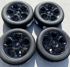 4 CERCHI NUOVI ORIG. FORD ECOSPORT FIESTA R16 CON GOMME 205/60-16 E VALVOLE TPMS