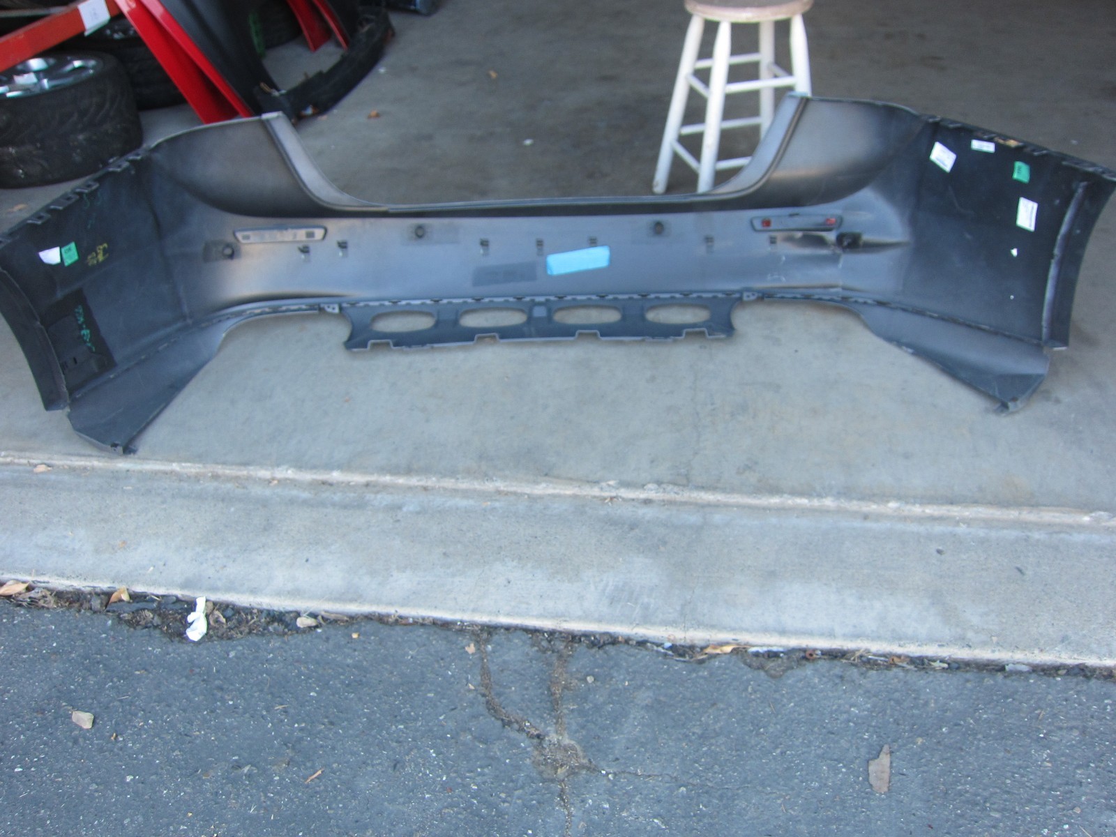 Maserati Ghibli OEM Rear Bumper Cover. Part# 673004365 - 2014-17