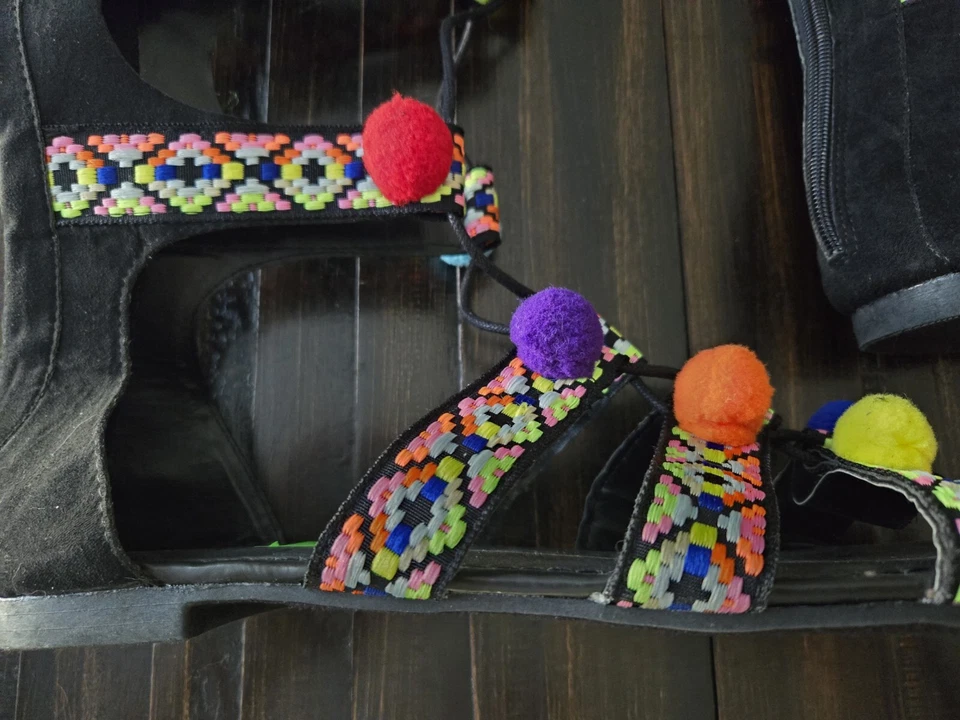 BAMBOO 魔法角斗士凉鞋及膝嬉皮波西米亚阿兹特克球 — 第 2/4 张图片