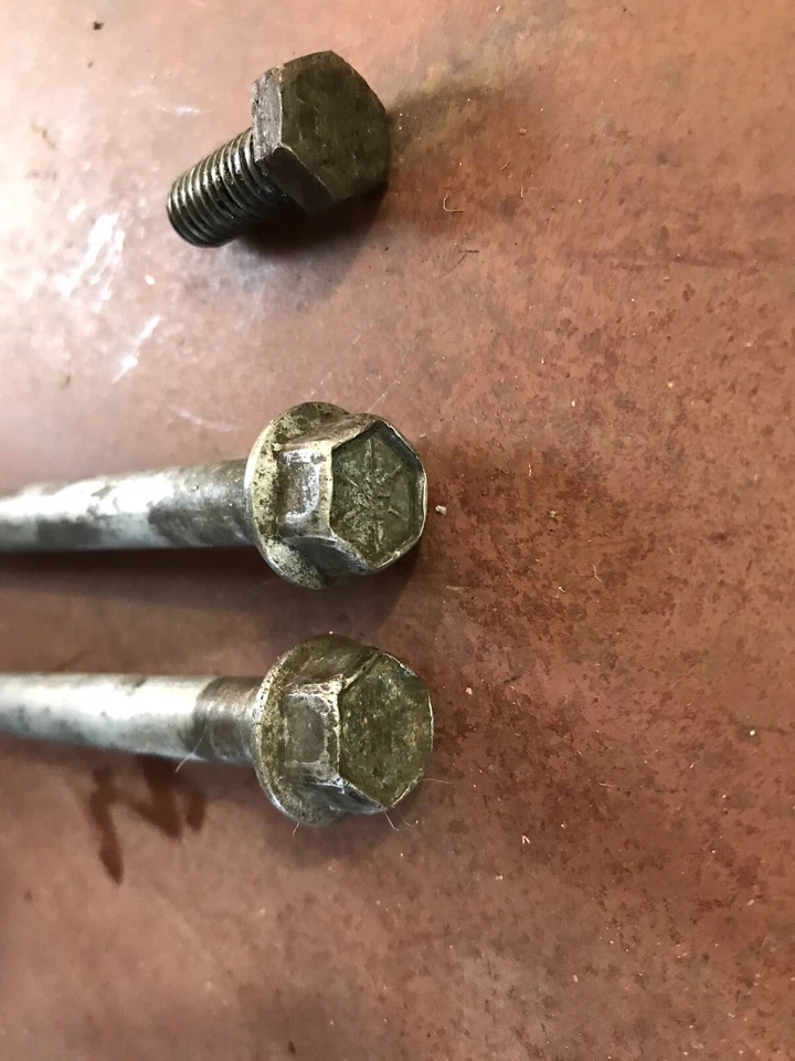 1958-1972 Impala Chevelle GTO 442 Cutlass 350 425 455 pernos de arranque V8 Camaro OE Foto 2 de 2