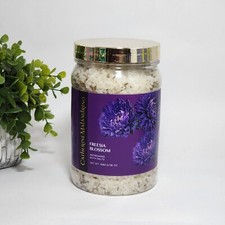 Freesia Blossom Bath Salts Refreshing Essential Oils 38 oz Catherine Malandrino