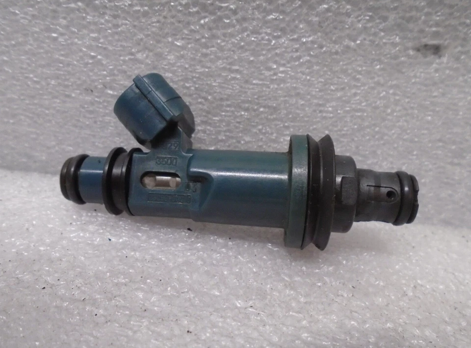 Toyota Sienna 1998-2000 inyector de combustible 23250-0A010 OEM DK712148 Foto 3 de 4