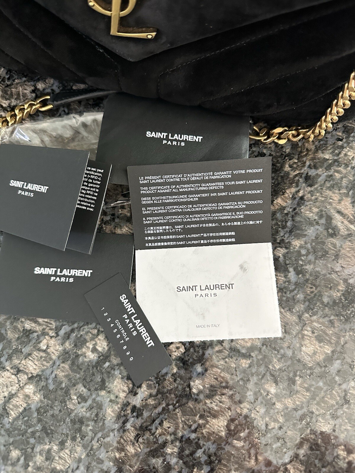 Spalla media Yves Saint Laurent LouLou Matelassé Chevron scamosciata. YSL.