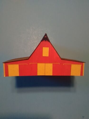 ho scale large barn - Picture 1 of 5