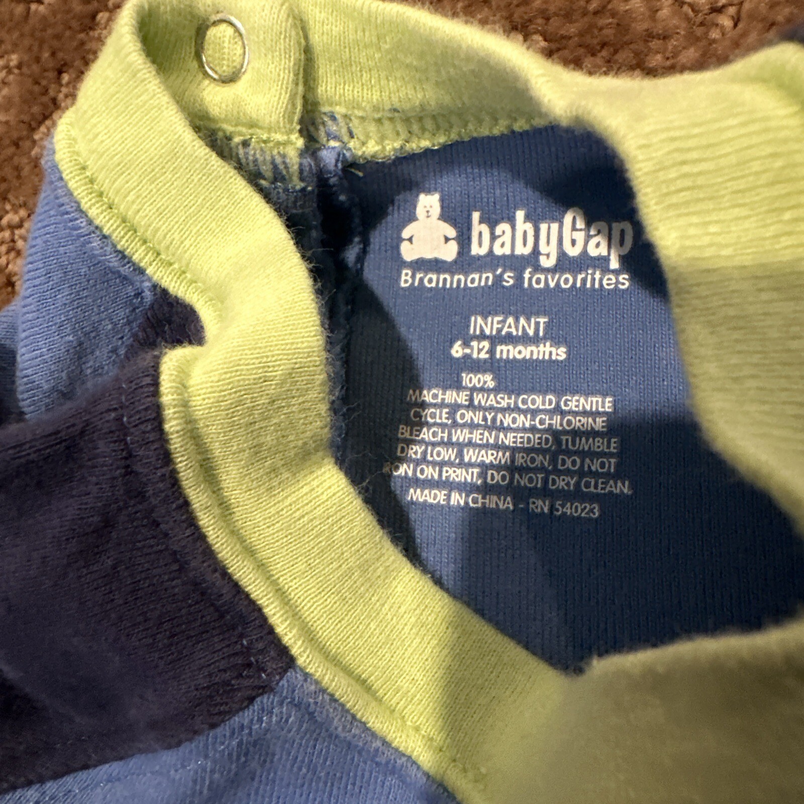 EUC BABY GAP INFANT BOY 612 MONTHS SURFER BOY T SHIRT TEE BLUE FLOWER