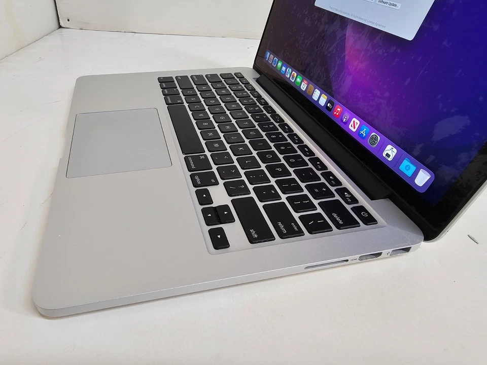 Apple MacBook Pro Laptop - 3.1 GHz i7-5557U 16GB 256GB 13.3" - A1502 MF843LL/A 1 - Image 4 of 4