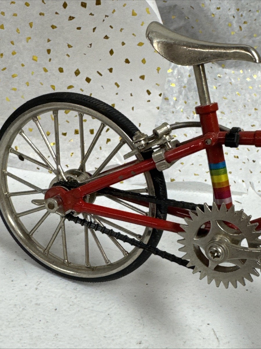 Die-Cast Metal BMX Mini Bike Scale 1:6 Red Rainbow Bike Vintage | eBay