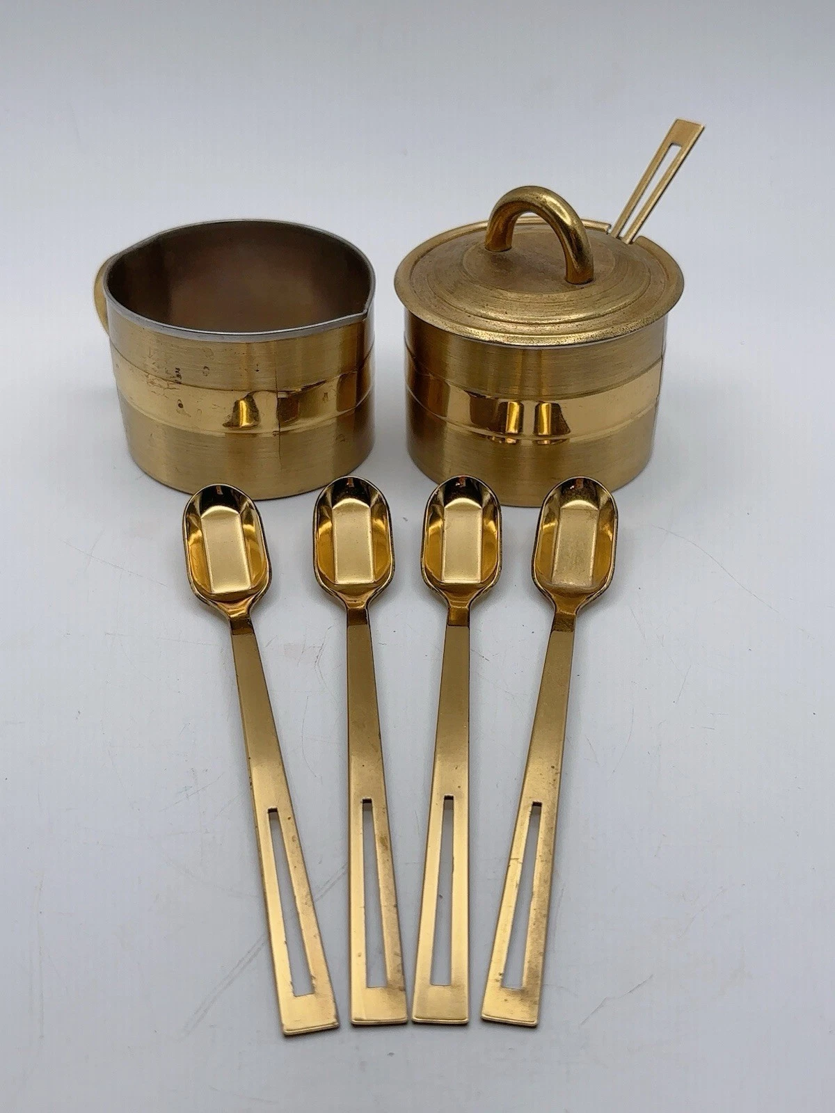 Vintage Beucler Brass Gold Tone Spoon Set Measuring Cups Sugar Creamer MCM
Opens in a new window or 