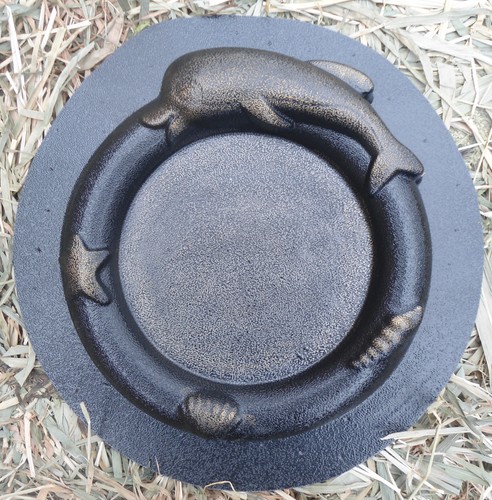 Dolphin birdbath mold concrete plaster mould 9.75" x 1" thick - 第 1/1 張圖片