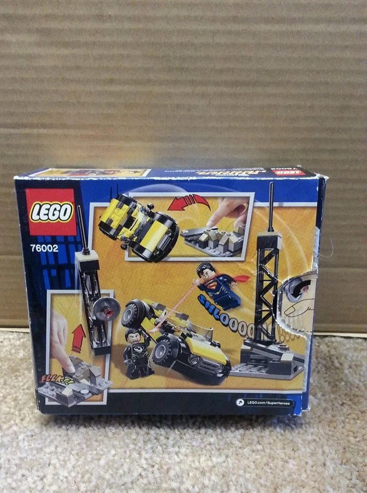 Lego DC Universe Super Heroes Superman Metropolis Showdown 76002 COMPLETO I & B Foto 2 de 2