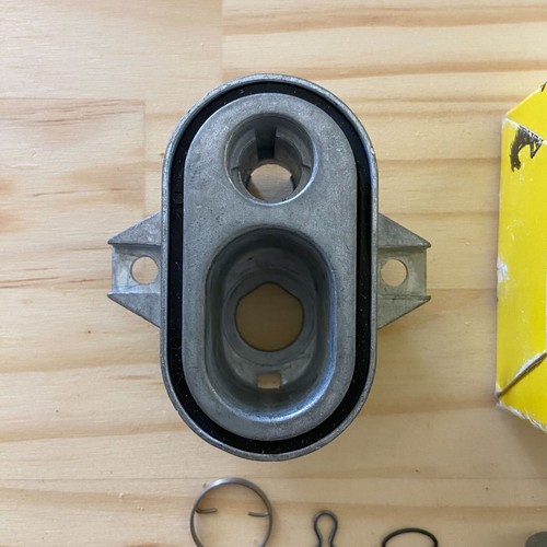 FERRARI 348 | TB | TS | NOS OEM 1993 RH Door Push Button DX Assembly 62108710 - Bild 2 von 10