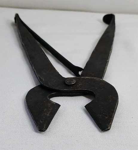 Vintage Antique Primitive Tool Nippers - Picture 8 of 8