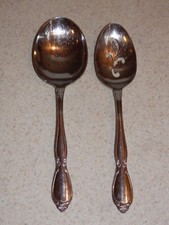 ONEIDA STAINLESS FLATWARE CHATELAINE PATTERN PAIR OF SERVING PIECES