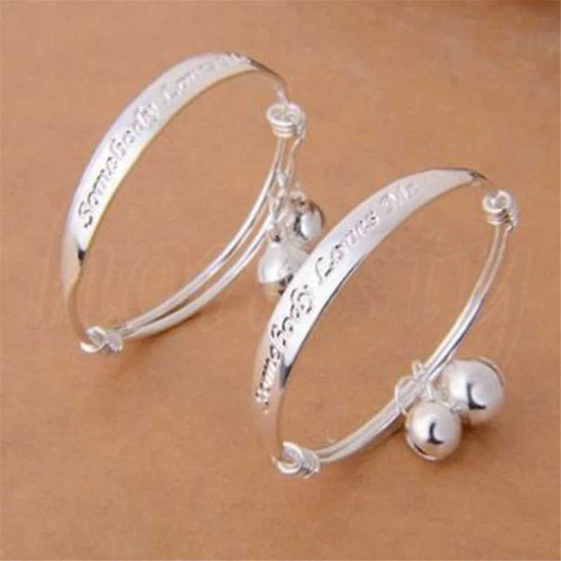 2pcs Somebody Loves Me Small Bell Silver Baby Children Jewelry Bangle Bracelet