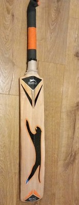 Slazenger V800 Xk1 Cricketschläger SH Kashmir Willow 2 Pfund 10 Unzen