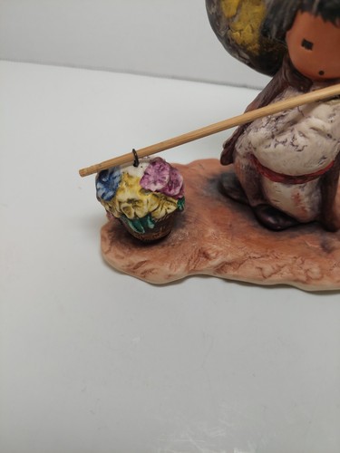 DeGrazia Figur BLUMENERNTE 1994 Vintage Goebel LESEN - Bild 6 von 10