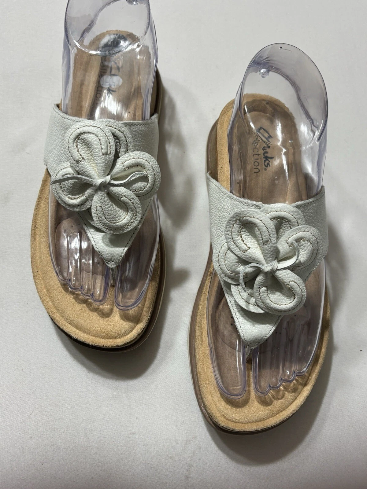 Clarks sandalo infradito donna bianco pelle punta fiore 7