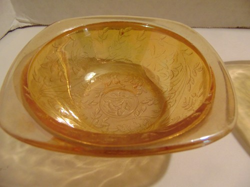 2- Jeanette Glass Floragold Louisa 4.5" Square Bowl - Picture 3 of 8
