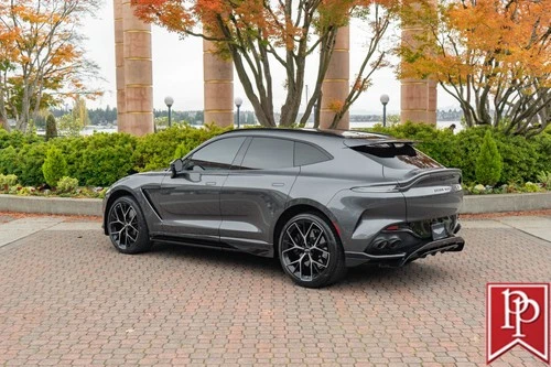 2024 Aston Martin DBX 707