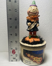Bethany Lowe by Raz  Halloween Pumpkin Head Man on Round Box