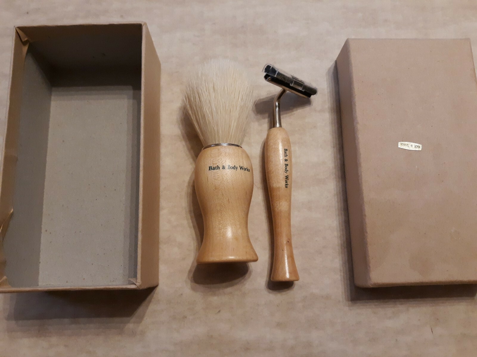 Mens Bath & Body Works Shaving Kit Wet Shave Set With Brush And Safety