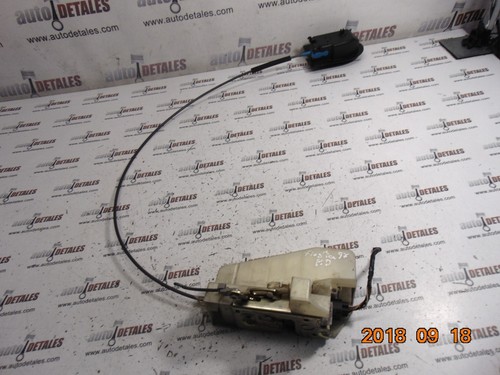 Ford Fiesta/Mazda 121 Delantero Derecho Cerradura Mecanismo con Mango Used 1997 - Imagen 2 de 5