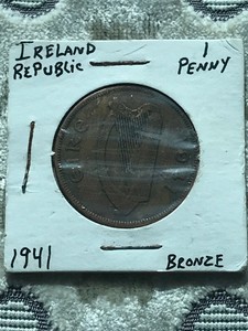 Ireland Hen And Chickens LAST YEAR ISSUED 1968 Irish One Penny Coin Harp