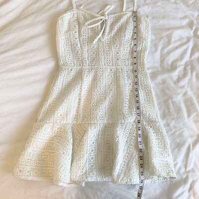 del crochet keyhole dress Superdown Del Crochet Keyhole Dress
