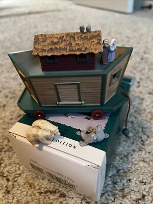 1994 HALLMARK Keepsake Ornament ~ NOAH'S ARK ~ 3 piece Set Special Edition