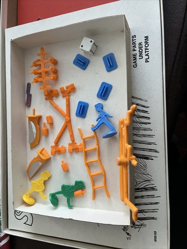 Vintage 1977 SUPERSTITION Graveyard BOARD GAME Parts Incomplete As Is - Picture 7 of 8