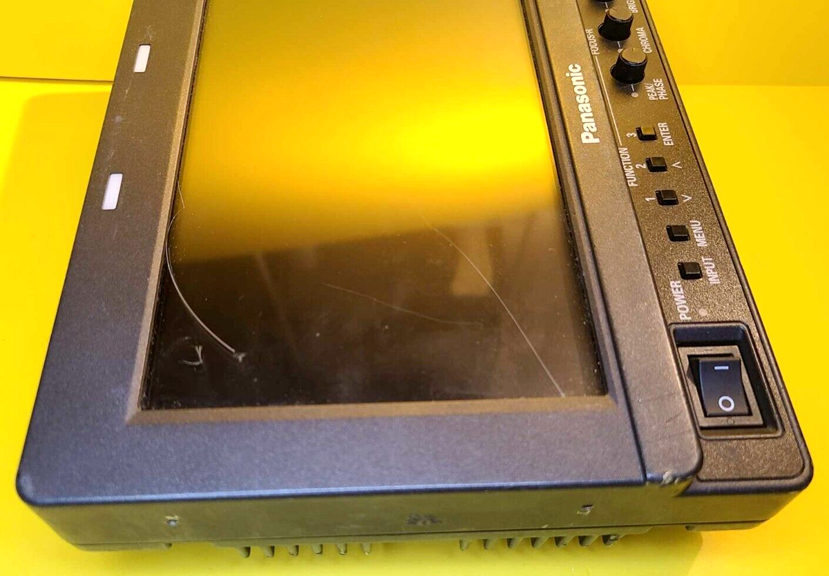 UNTESTED & SCRATCHED PANASONIC BT-LH80W COLOR LCD ELECTRONIC