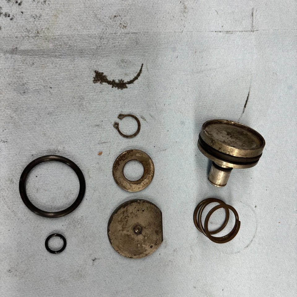 Pinza de freno Polaris Cobra 440 1979 vintage moto de nieve con kit de reconstrucción Foto 4 de 4